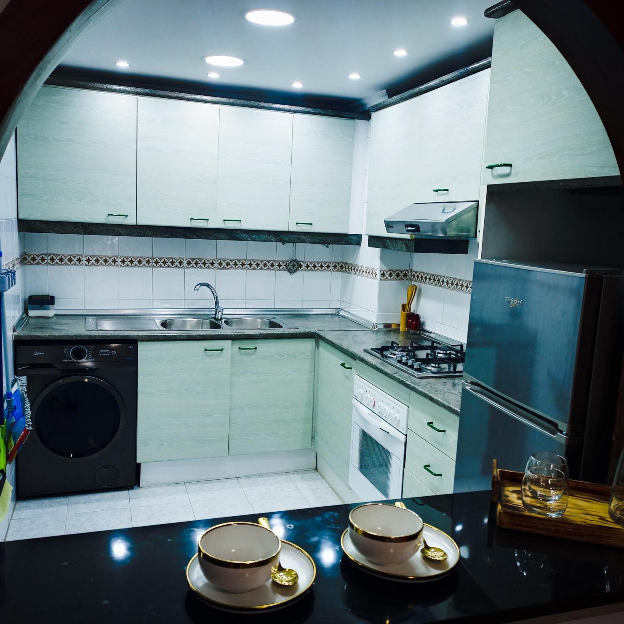 Nouveau Appartement Au Plein Centre Ville En Face Hilton & La Gare De Train Tgv M2 Танжер Екстериор снимка